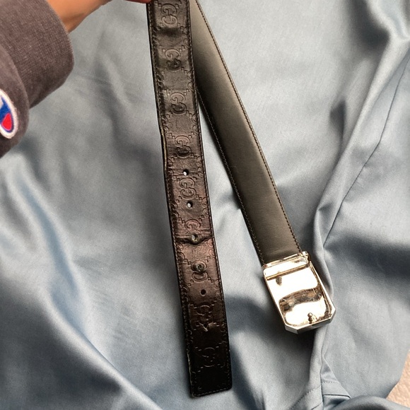 Men’s Gucci Signature Leather Belt - Picture 6 of 12